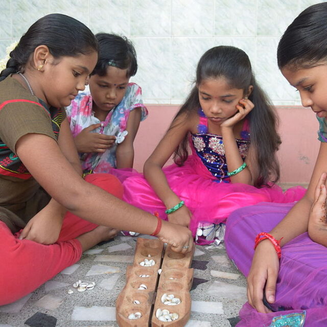 An Indian traditional game played by kids widely all over India - Abi blu, CC BY-SA 4.0 , via Wikimedia Commons